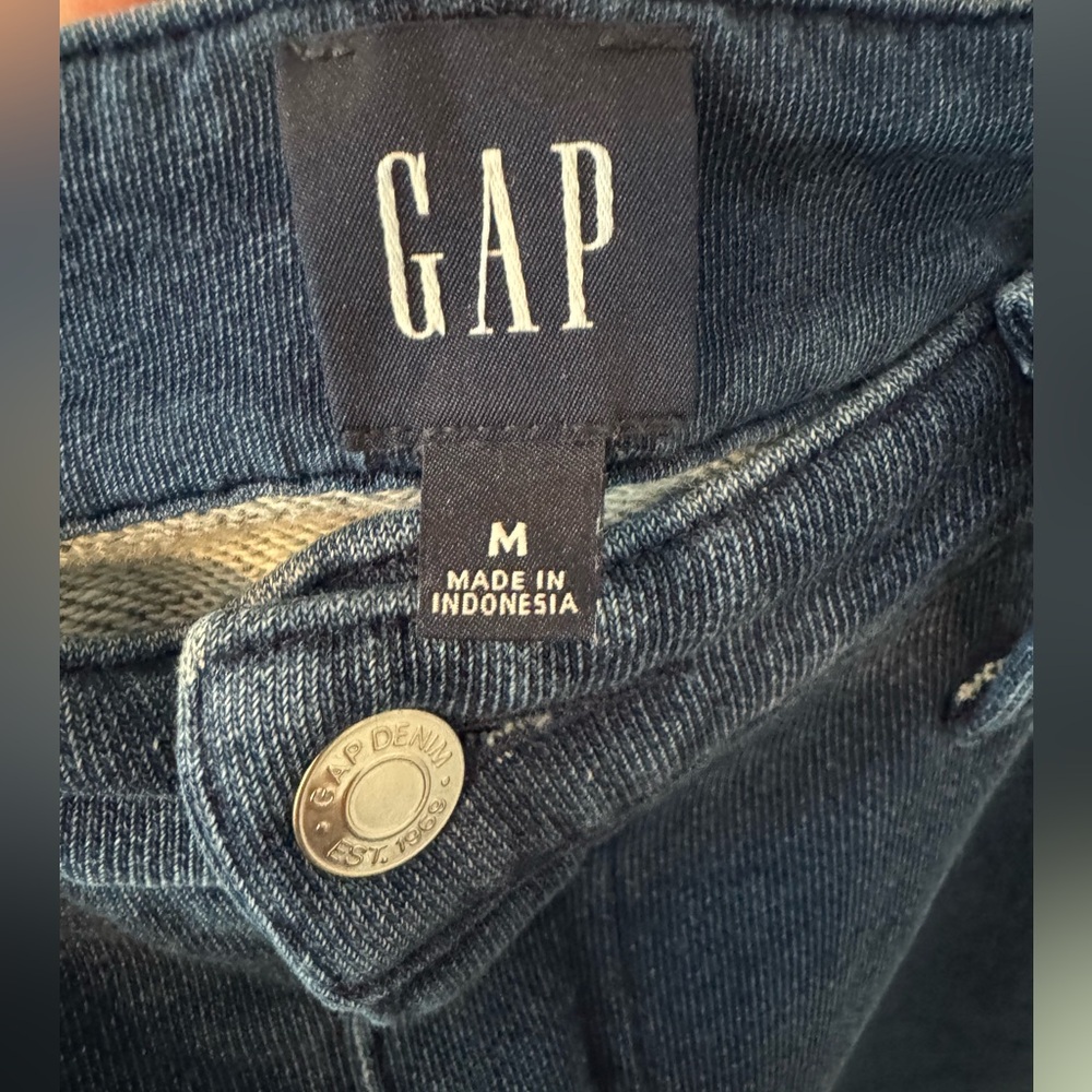 GAP Indigo Denim Apparel - Picture 4 of 4